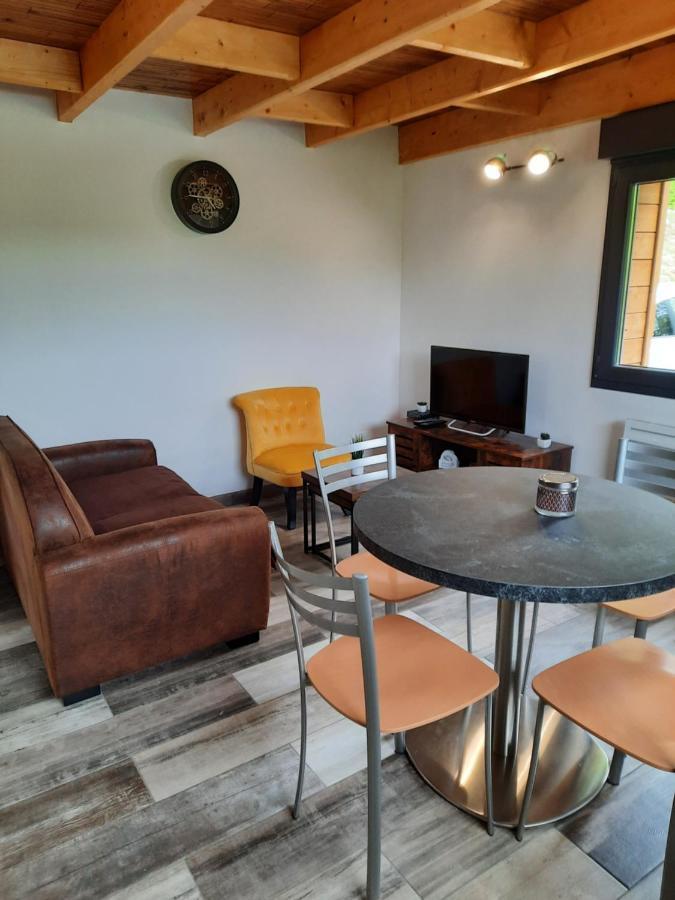 Chalet A L'Oree Du Bois Avec Parking Tournavaux Екстериор снимка